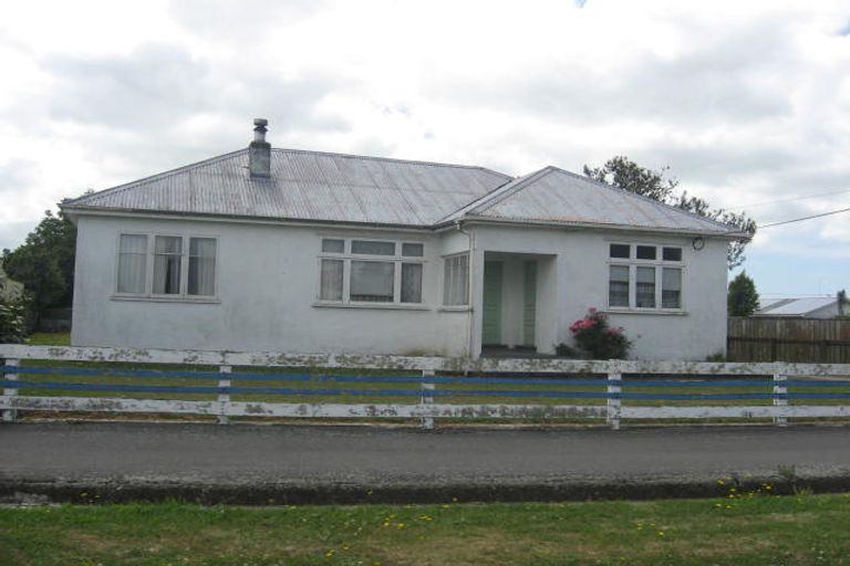 Photo of property in 68 Tyndall Street, Pahiatua, 4910