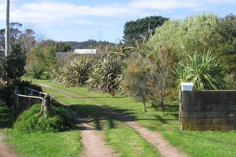 Photo of property in 836 Pataua South Road, Pataua South, Parua Bay, 0192
