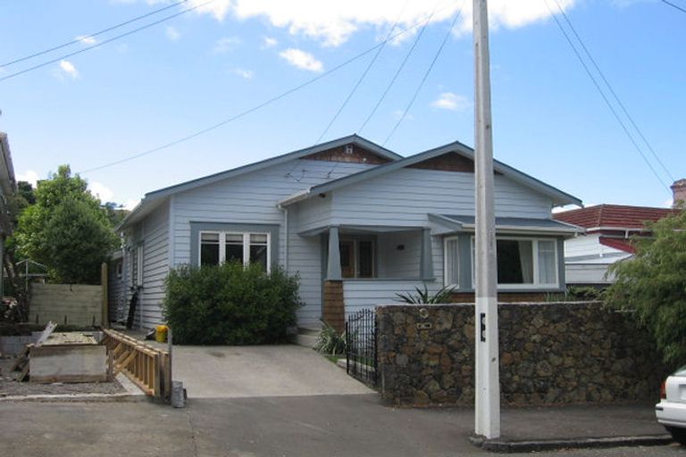 Property details for 6 Carrick Place, Mount Eden, Auckland, 1024