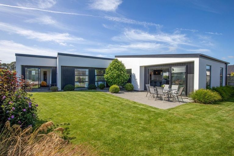 Photo of property in 6 Marliece Street, Rolleston, 7614