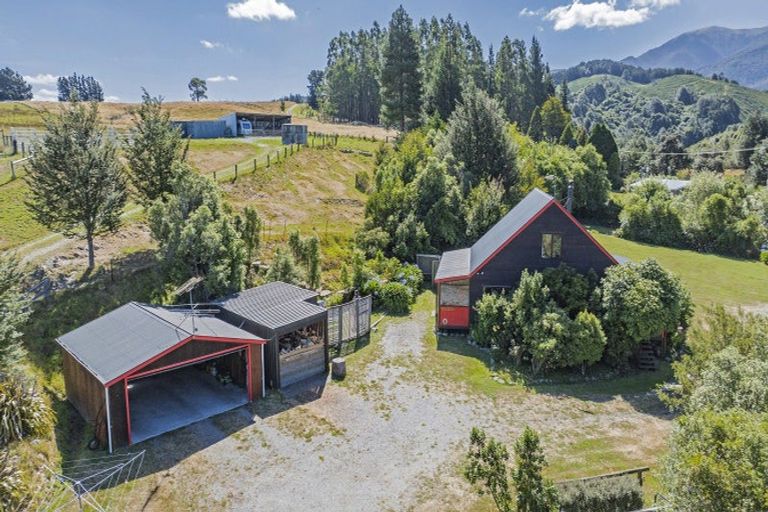 Photo of property in 109 Mountain Road, View Hill, Oxford, 7495