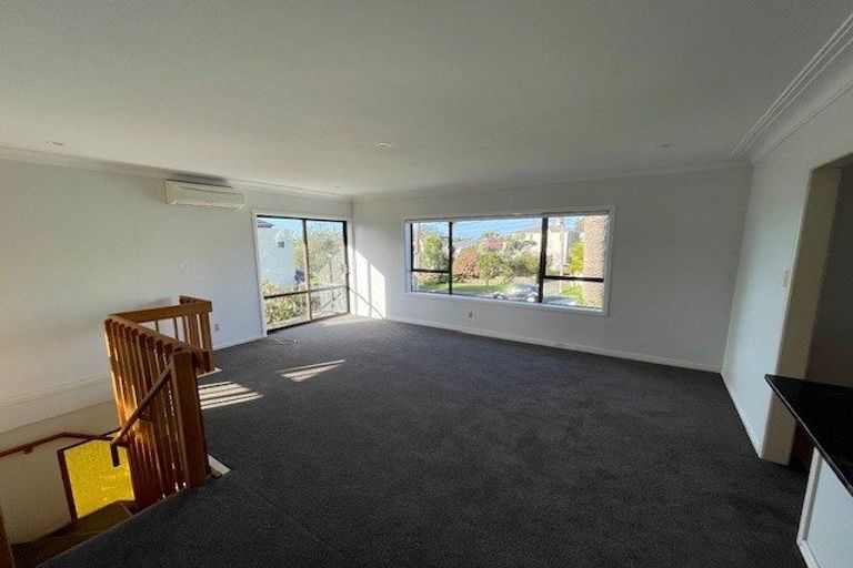 Photo of property in 1/4 Cecil Road, Milford, Auckland, 0620