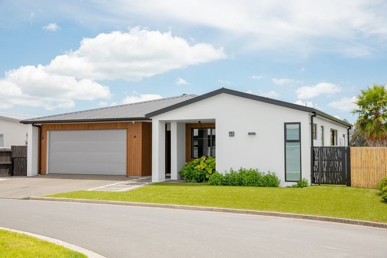 Photo of property in 46 Saint Pauls Drive, Brookfield, Tauranga, 3110