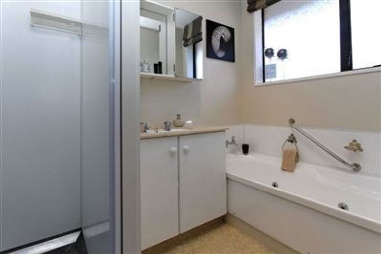 Photo of property in 1/7 Peverel Street, Riccarton, Christchurch, 8011