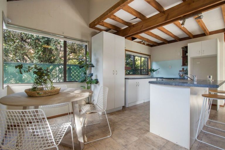 Photo of property in 2 Margaret Drive, Omokoroa, 3114