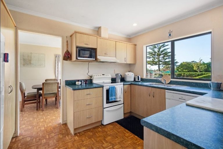 Photo of property in 204c Tram Gully Road, Manukau Heads, Waiuku, 2684