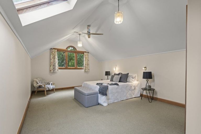 Photo of property in 35 Manapouri Crescent, Hokowhitu, Palmerston North, 4410