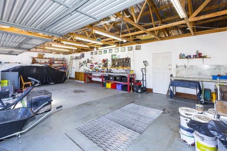 Photo of property in 11 Benzie Avenue, Wallaceville, Upper Hutt, 5018