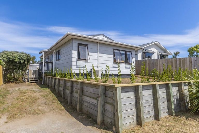 Photo of property in 22a Campbell Avenue, Paraparaumu, 5032