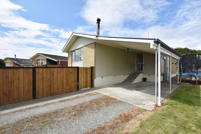 Photo of property in 52 Newbie Place, Heidelberg, Invercargill, 9812