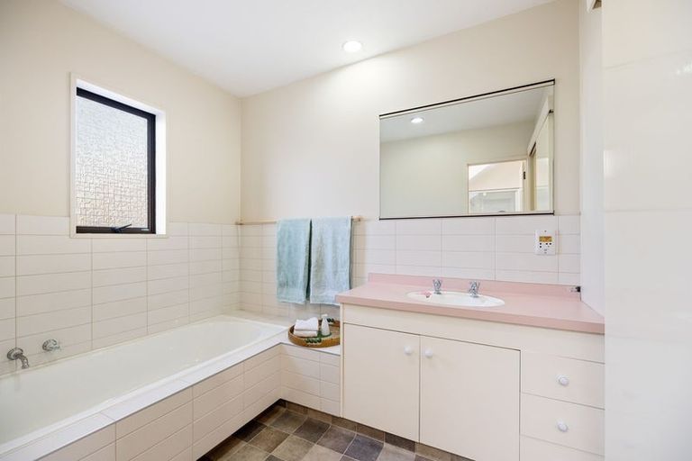 Photo of property in 237a Maidstone Road, Avonhead, Christchurch, 8042