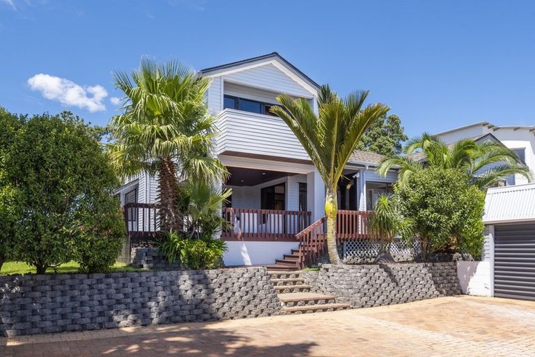 Photo of property in 155 Pah Road, Cockle Bay, Auckland, 2014