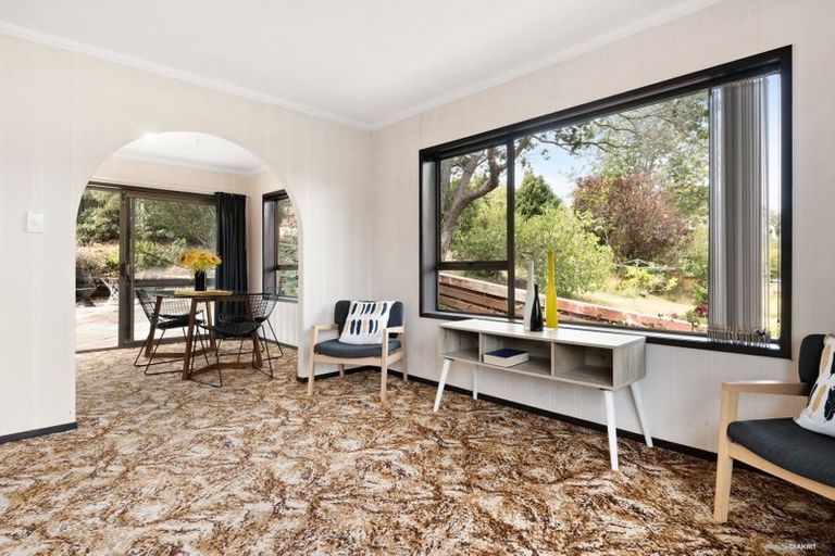 Photo of property in 2/723 Beach Road, Browns Bay, Auckland, 0630