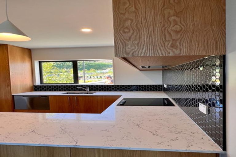 Photo of property in 14 Bee Lane, Whitby, Porirua, 5024