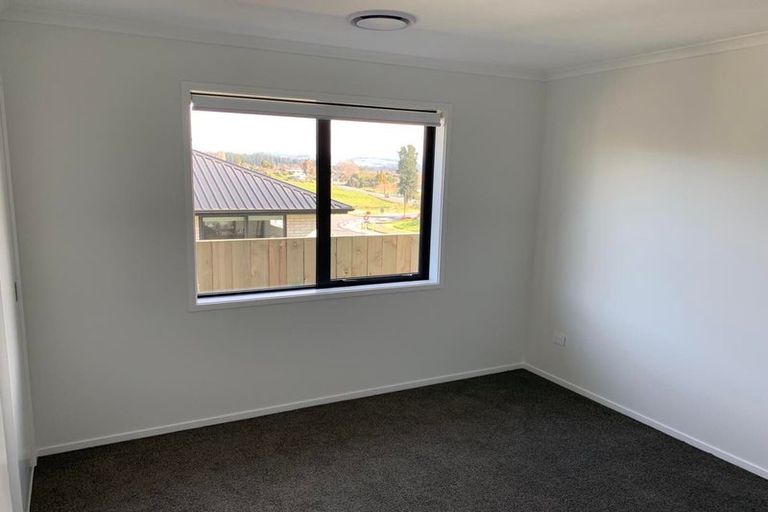 Photo of property in 11 Tarata Place, Owhata, Rotorua, 3010