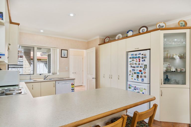 Photo of property in 60 Beachwater Drive, Papamoa Beach, Papamoa, 3118