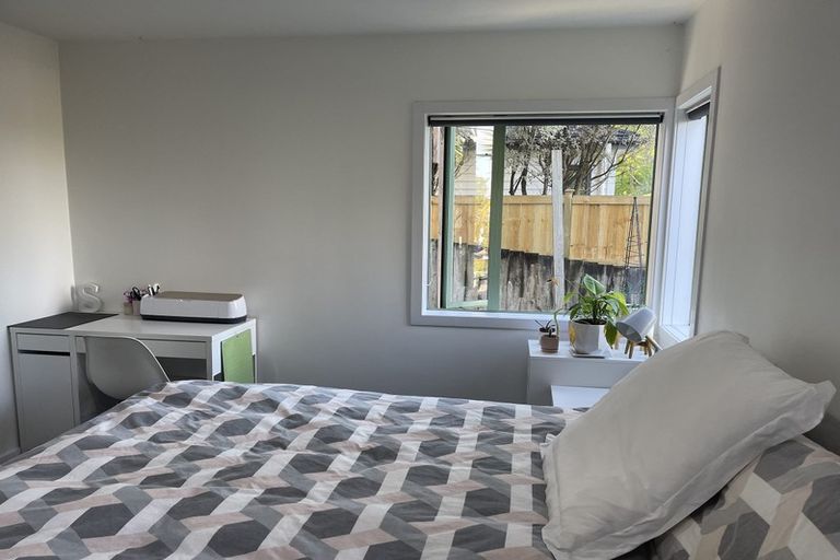 Photo of property in 4a Richards Avenue, Forrest Hill, Auckland, 0620