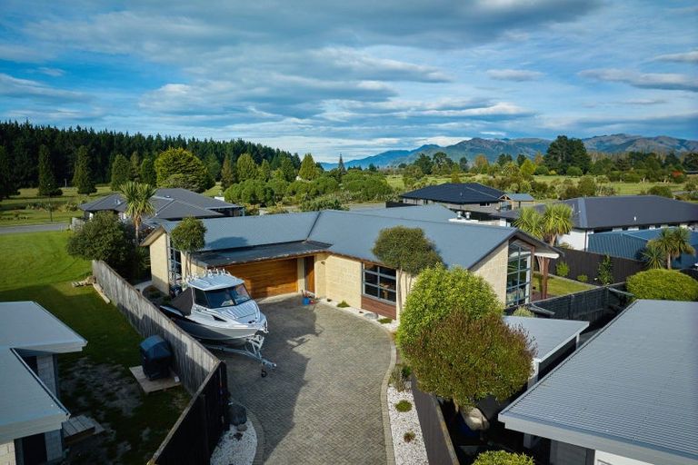 Photo of property in 11 Mcrae Gardens, Kaikoura Flat, Kaikoura, 7371