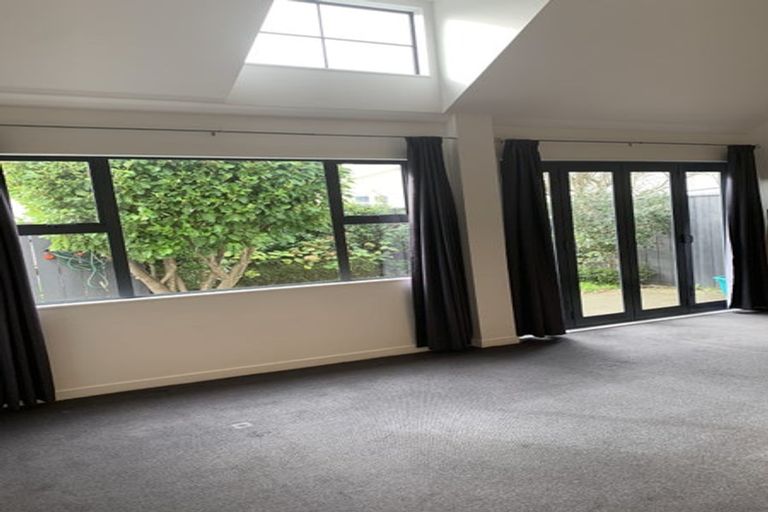 Photo of property in 70 Park Road, Miramar, Wellington, 6022