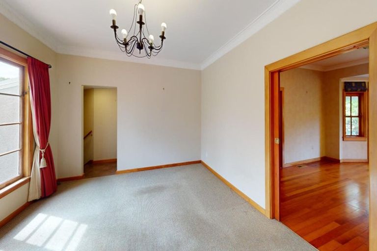Photo of property in 19 Jensen Street, Hokowhitu, Palmerston North, 4410