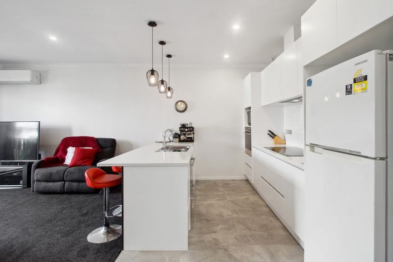 Photo of property in 93 Bomb Point Drive, Hobsonville, Auckland, 0616