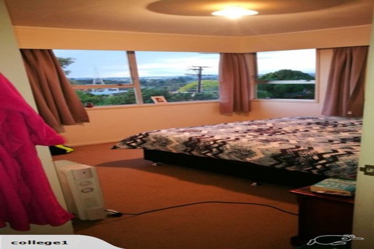 Photo of property in 31 Waimumu Road, Massey, Auckland, 0614