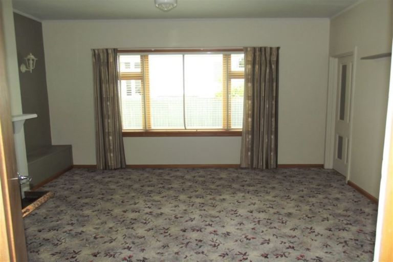 Photo of property in 17 Herbert Street, Waimate, 7924