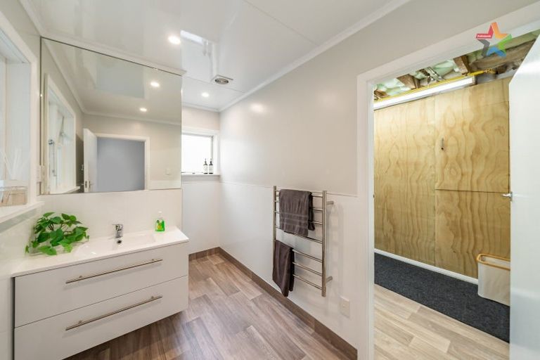 Photo of property in 66 Thomas Street, Stokes Valley, Lower Hutt, 5019