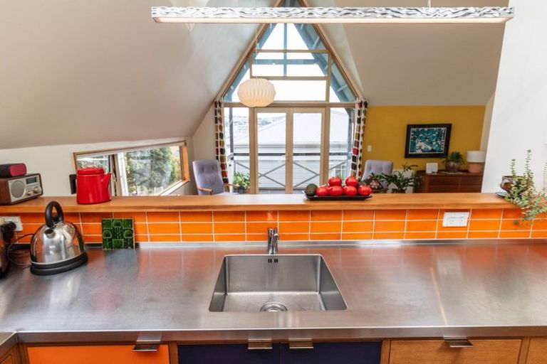 Photo of property in 83a Majoribanks Street, Mount Victoria, Wellington, 6011