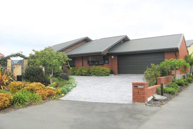 Photo of property in 6 Baldoyle Way, Casebrook, Christchurch, 8051
