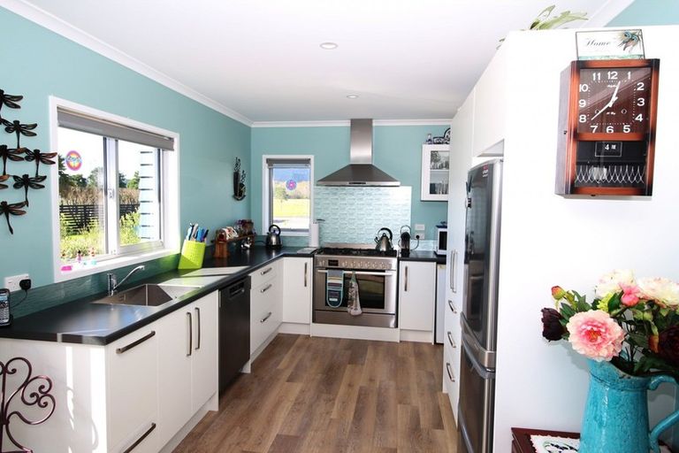 Photo of property in 337 Harbour Drive East, Matarangi, Whitianga, 3592