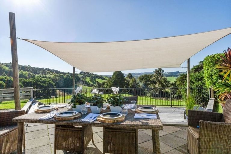 Photo of property in 138 Oyster Point Road, Kaukapakapa, Warkworth, 0984