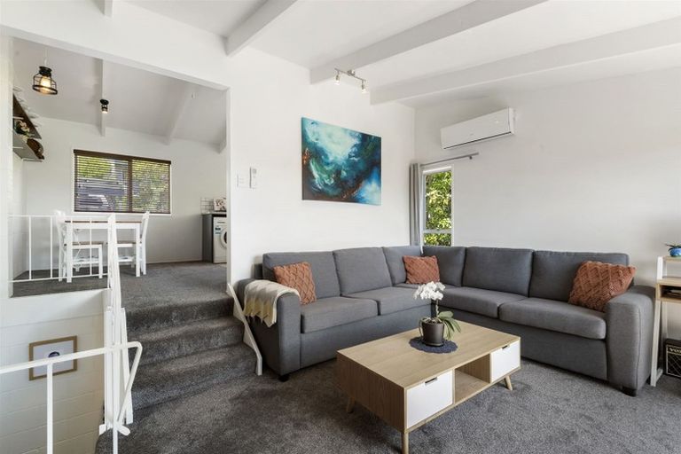 Photo of property in 9/7 Balmain Road, Birkenhead, Auckland, 0626