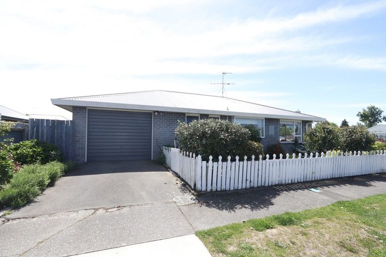 Photo of property in 6 Johnstone Street, Tinwald, Ashburton, 7700