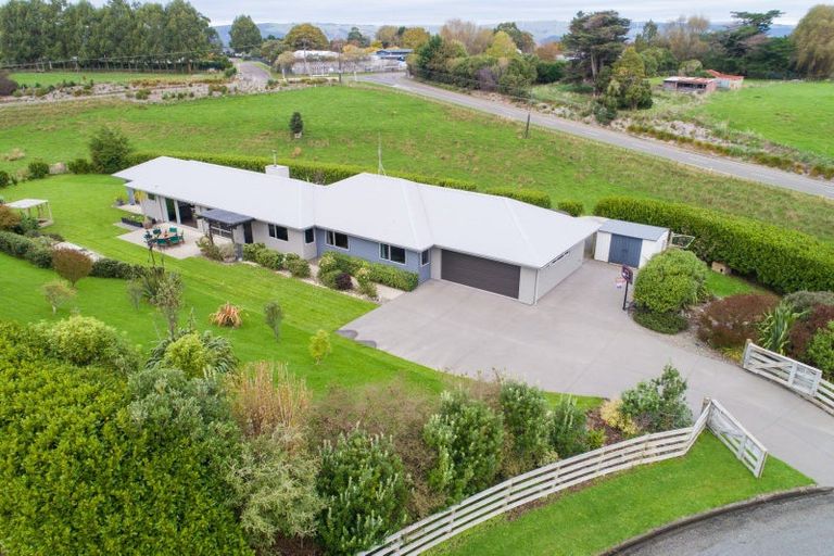 Photo of property in 100 Greer Court, Bunnythorpe, Palmerston North, 4481