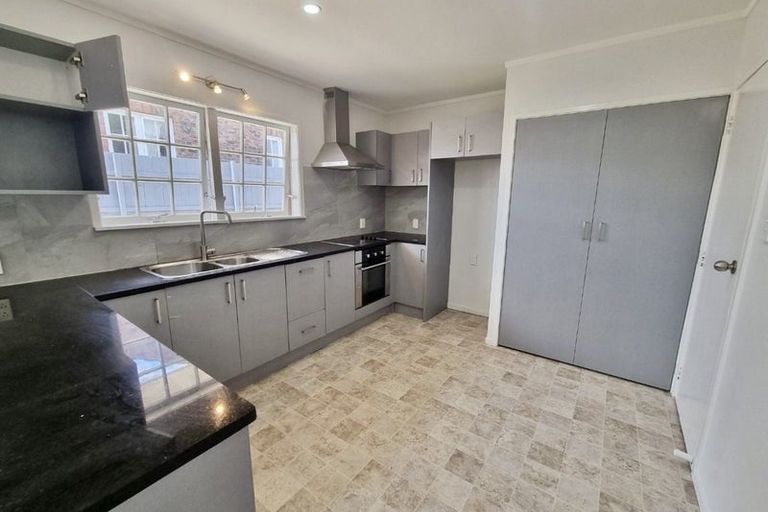 Photo of property in 1/272 Shirley Road, Papatoetoe, Auckland, 2025