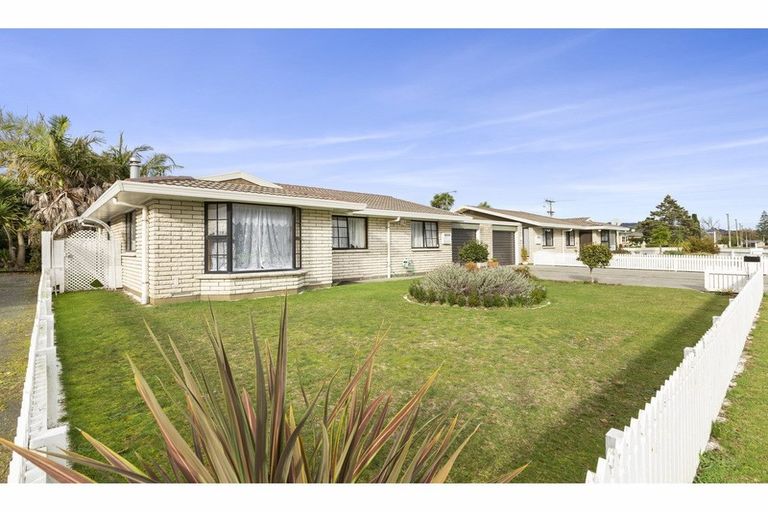 Photo of property in 84a Hakanoa Street, Huntly, 3700