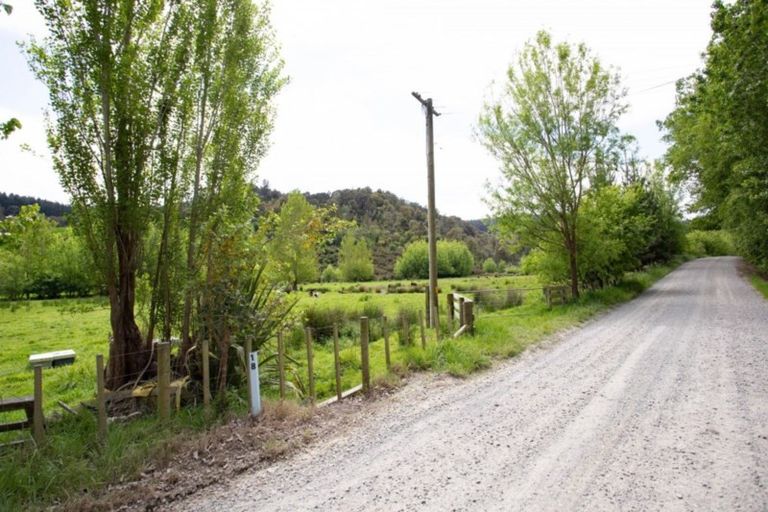 Photo of property in 186 Kaukatea Valley Road, Okoia, Wanganui, 4582