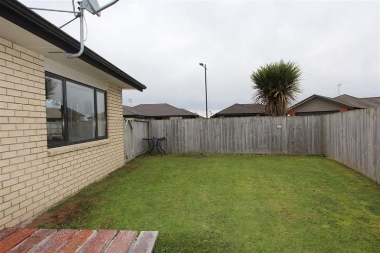 Photo of property in 6 Chadwick Place, Rototuna North, Hamilton, 3210