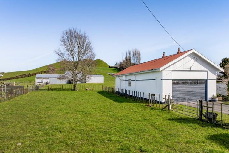 Photo of property in 2 Toko Road, Toko, Stratford, 4392