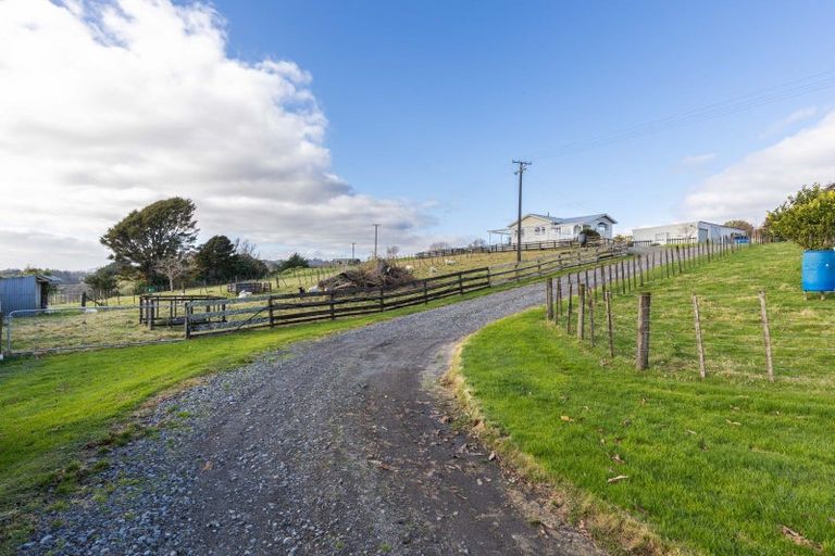Photo of property in 16 Mimi Road, Mimi, Urenui, 4377