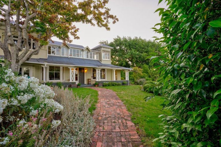 Photo of property in 18 Ngatitama Street, Nelson South, Nelson, 7010