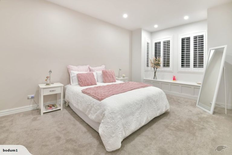 Photo of property in 110 Vipond Road, Stanmore Bay, Whangaparaoa, 0932