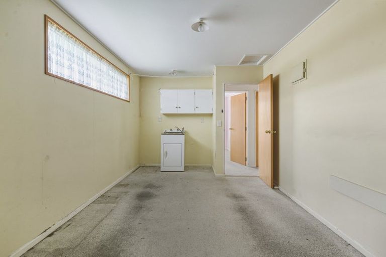 Photo of property in 76 Bay View Road, South Dunedin, Dunedin, 9012