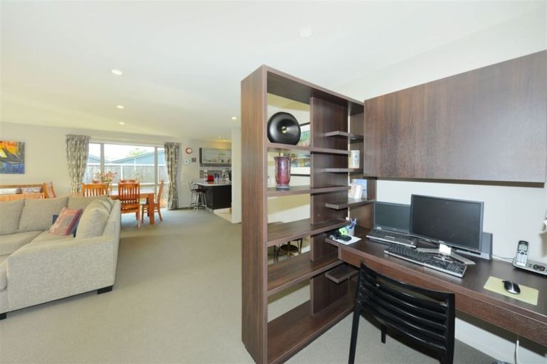 Photo of property in 2 Rearsby Drive, Halswell, Christchurch, 8025