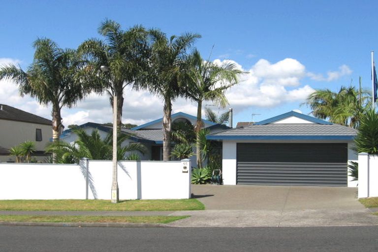 Photo of property in 65 Westpark Drive, West Harbour, Auckland, 0618