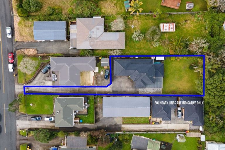 Photo of property in 99a Awaroa Road, Sunnyvale, Auckland, 0612