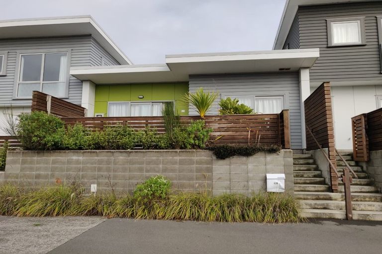 Photo of property in 6/8 Middleton Road, Johnsonville, Wellington, 6037