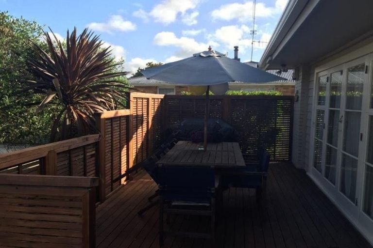 Photo of property in 18 Mccracken Avenue, Hillcrest, Hamilton, 3216