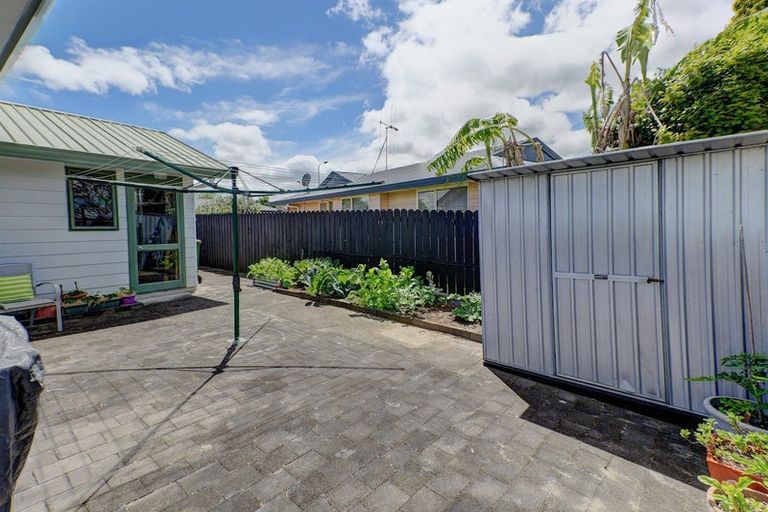 Photo of property in 1 Cottage Lane, Pukete, Hamilton, 3200